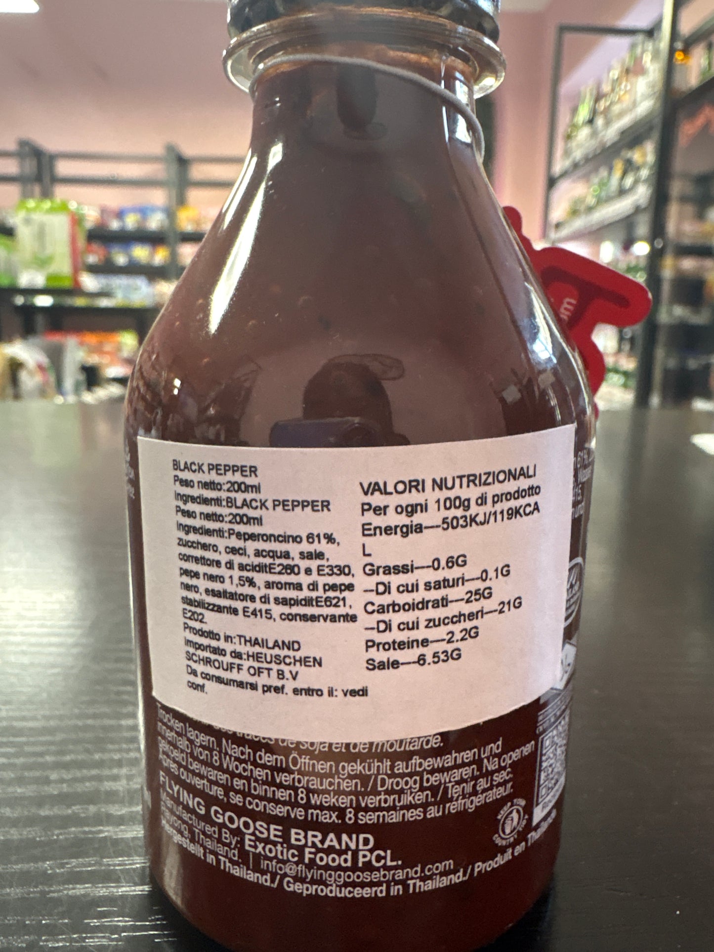 Sriracha con pepe nero (200ml)