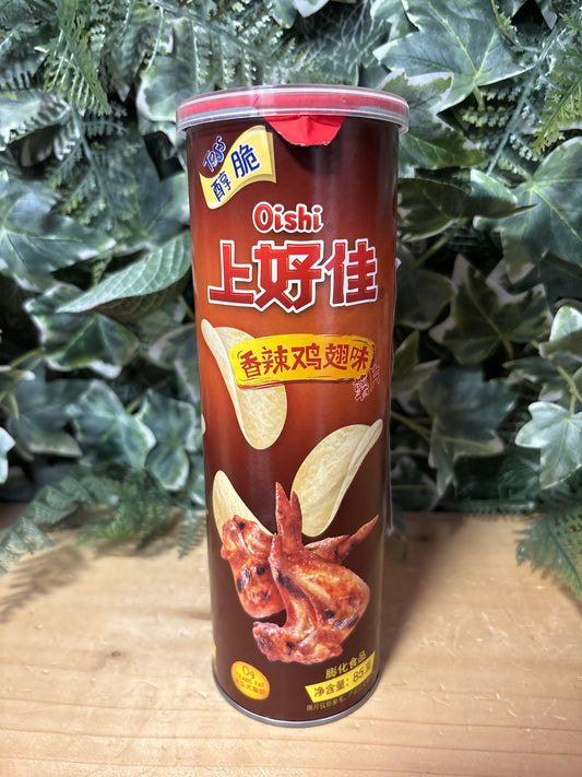 Patatine Oishi alle alette di pollo piccanti tubo (85g)