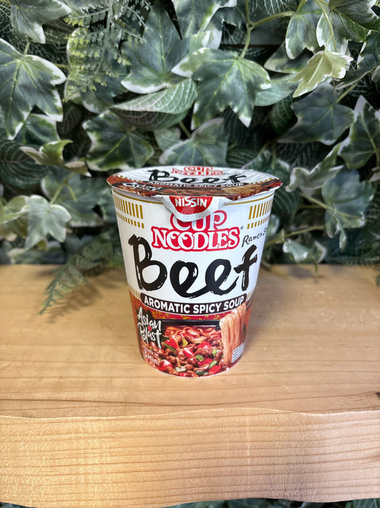 Cup Noodles Nissin Manzo Piccante (64g)