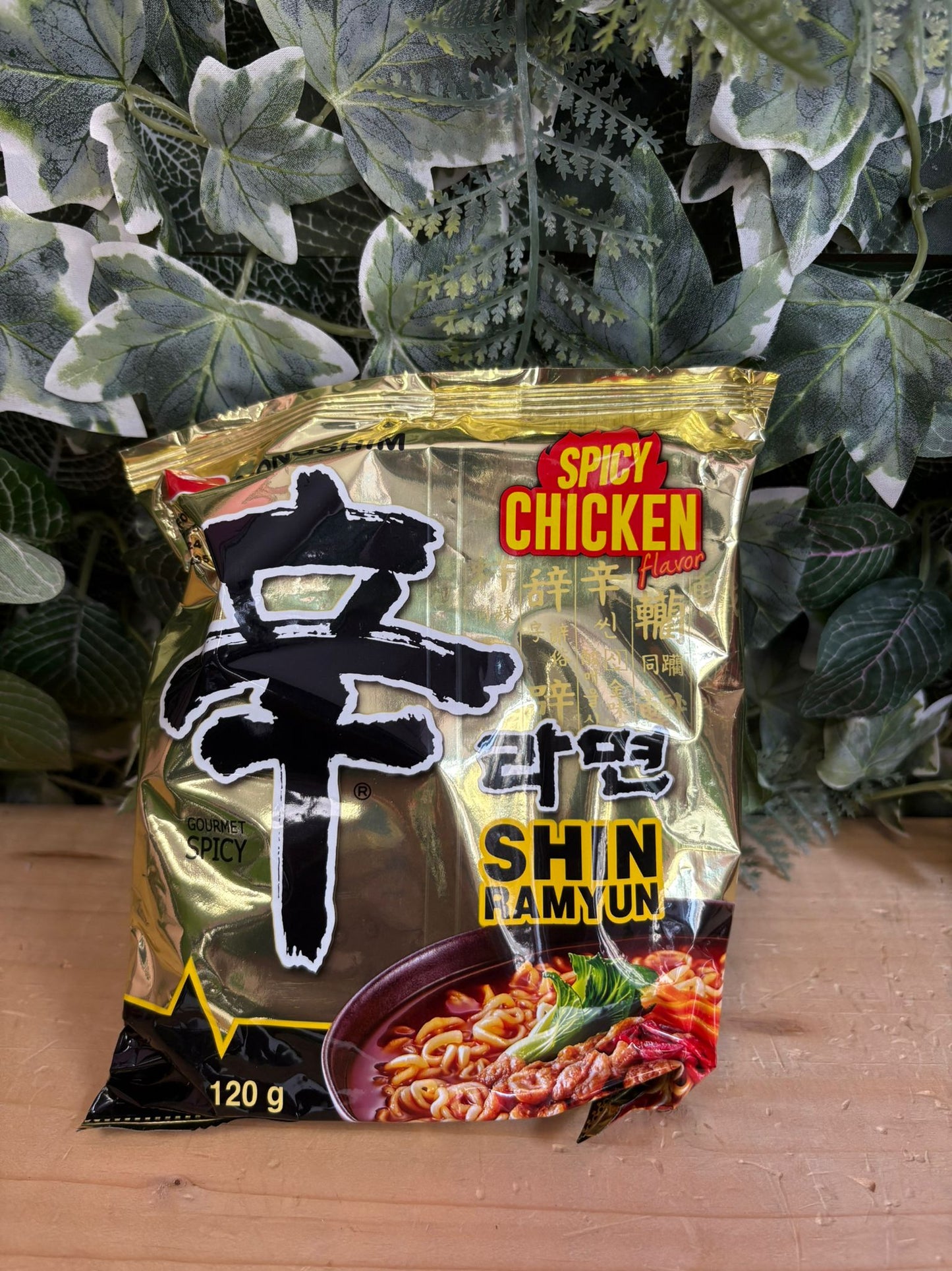 Shin Spicy Chicken noodles(120gr)