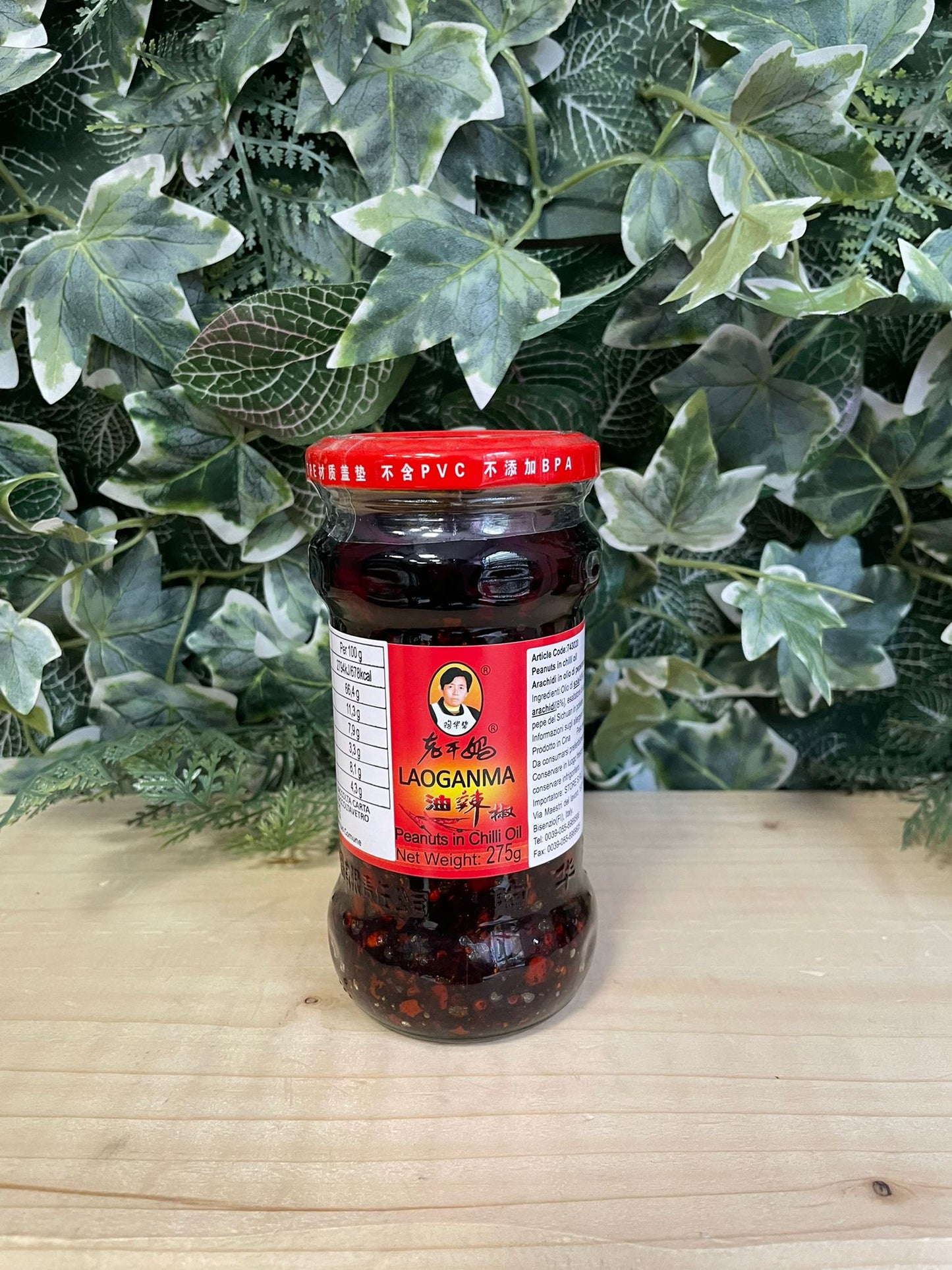 Laoganma peperoncino con arachidi