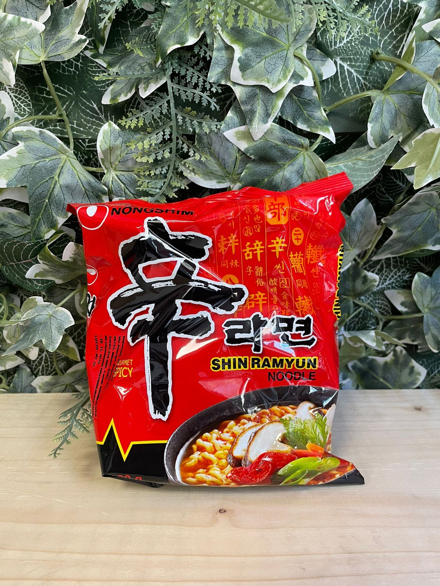 Shin Ramyun Noodles (120gr)